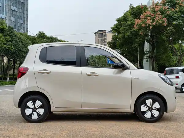 Wuling Hongguang MINIEV 2025