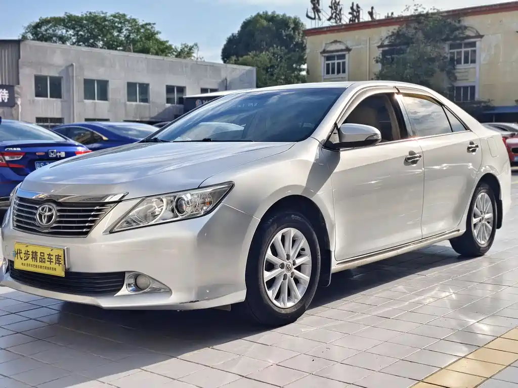 Toyota Camry 2013