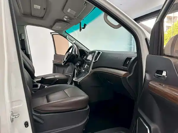 Dongfeng Fengxing CM7 2018