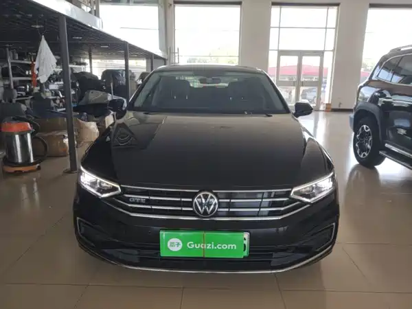 Volkswagen Magotan PHEV 2022