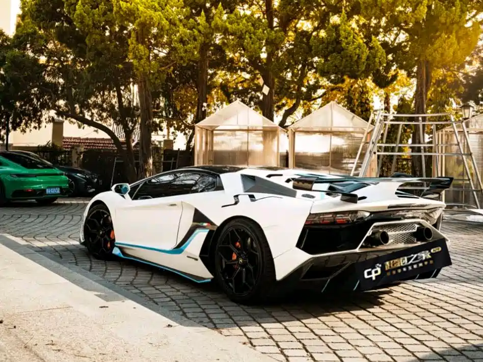 Lamborghini Aventador 2016 — фото 5