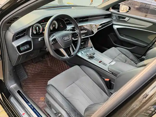 Audi A6L 2021