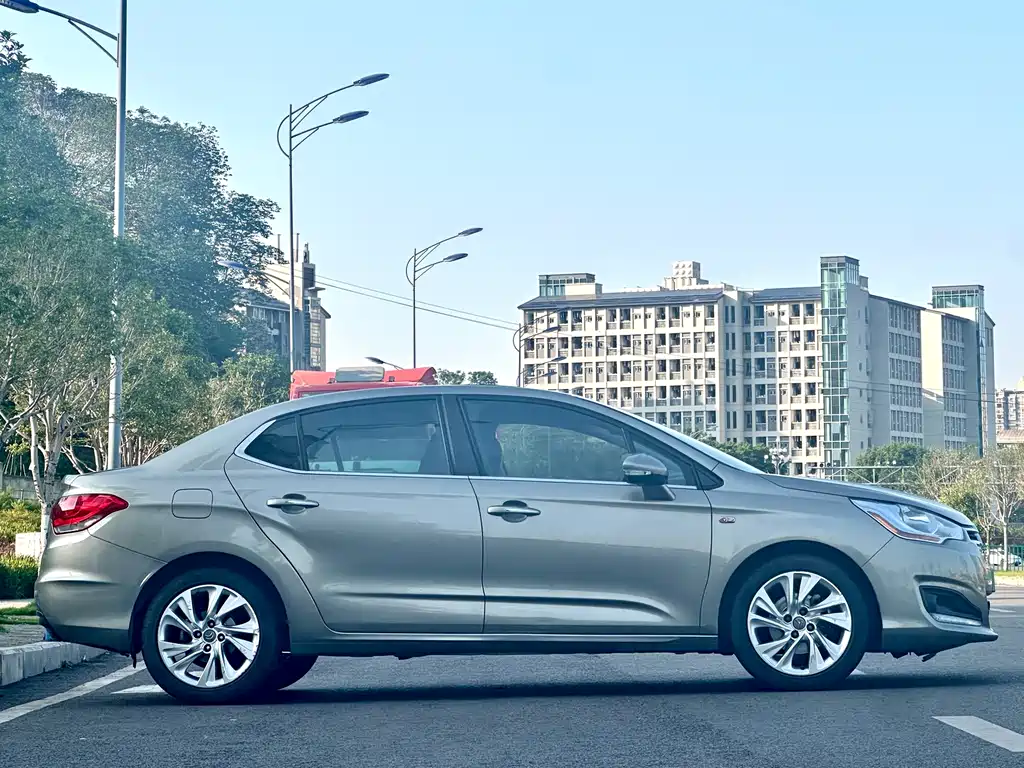 Citroen C4L 2015 — фото 4