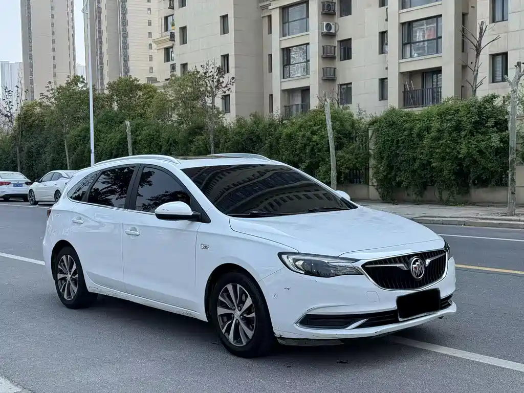 Buick Excelle 2018 — фото 3