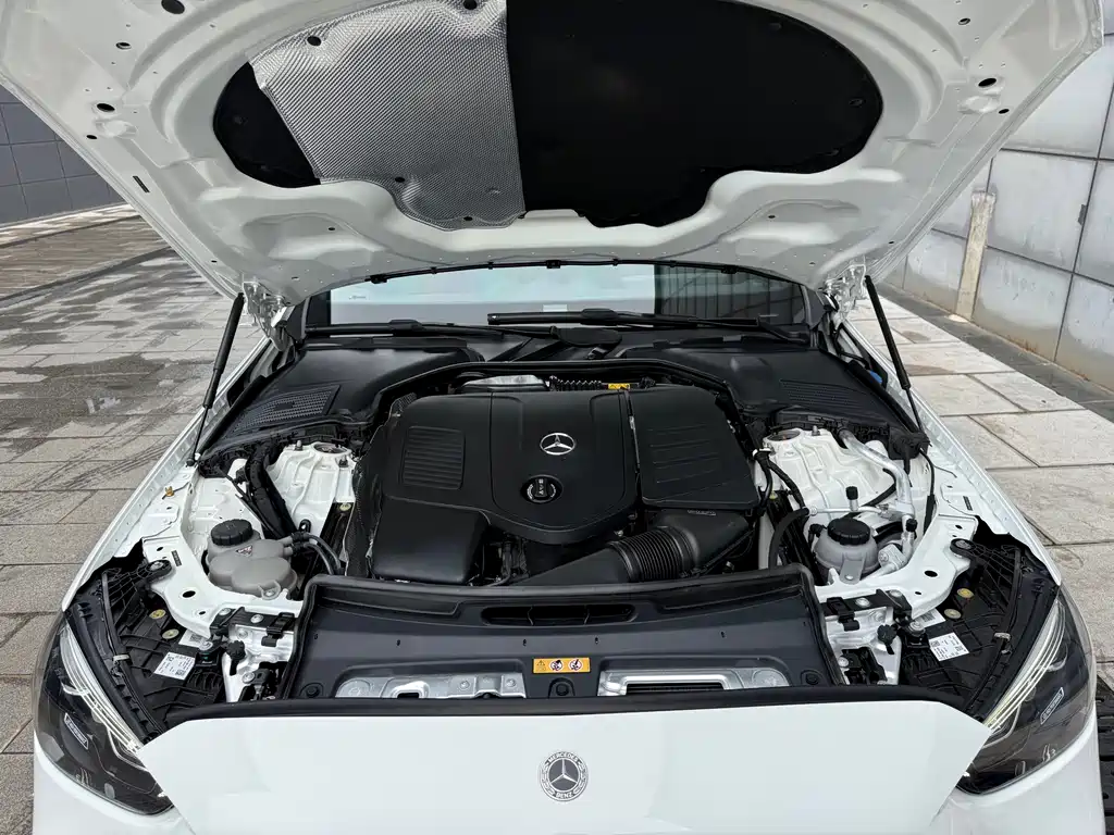 Mercedes-Benz C-Class 2022 — фото 11