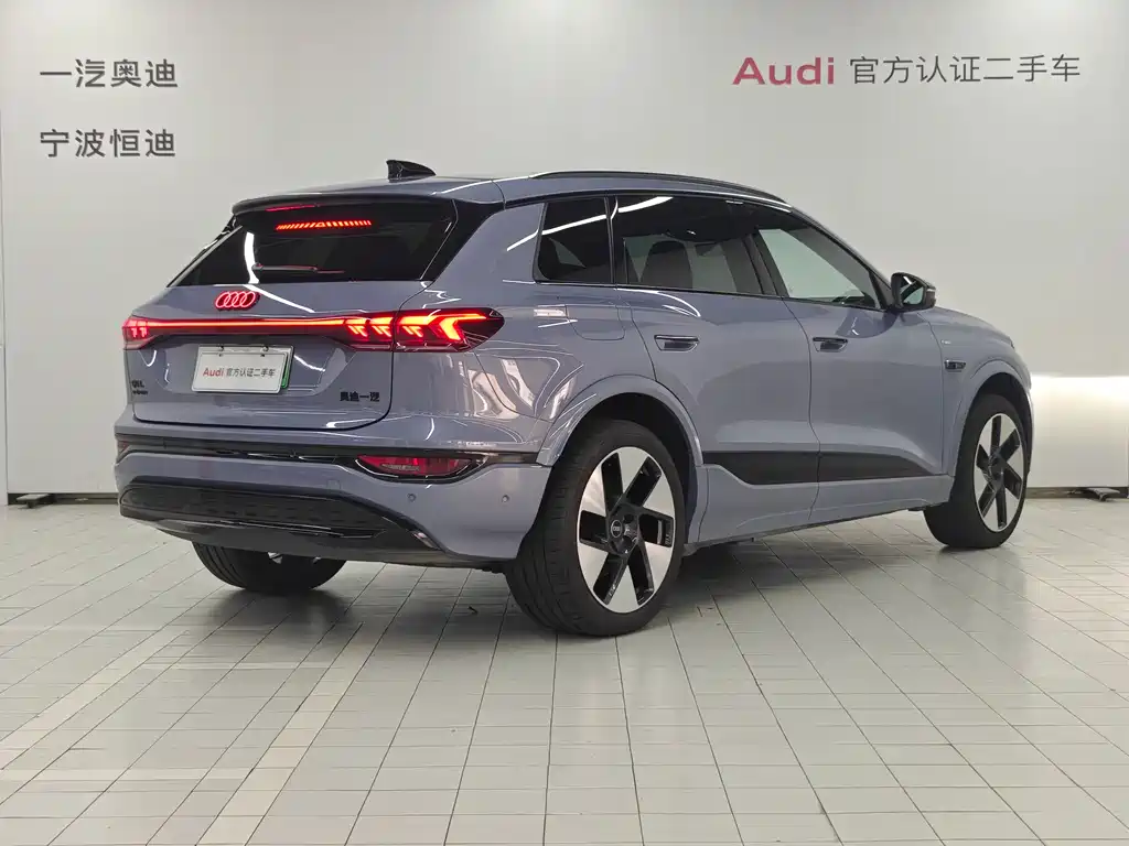 Audi Q6L E-Tron 2025 — фото 4
