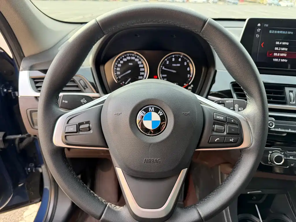 BMW X1 2021 — фото 11