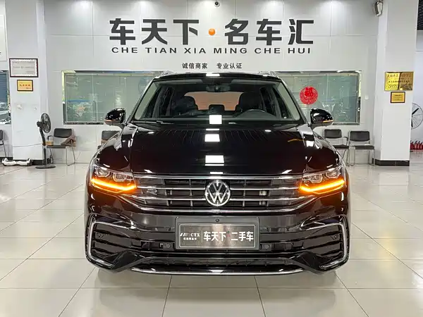 Volkswagen Tiguan L 2022