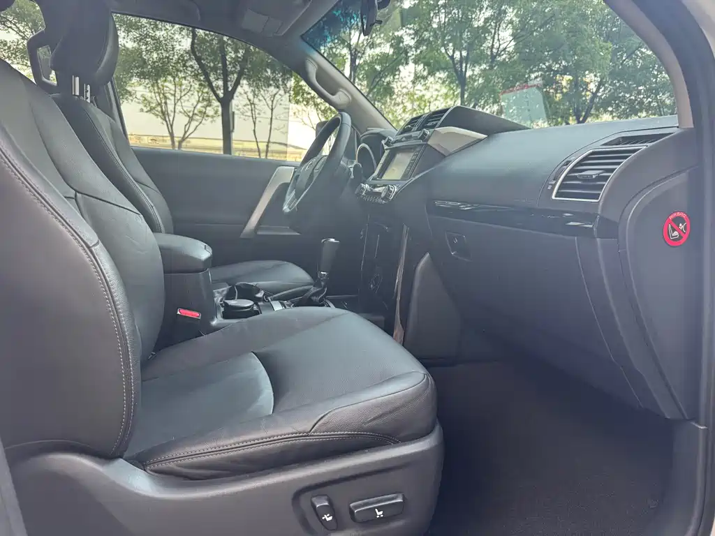 Toyota Prado 2017 — фото 14