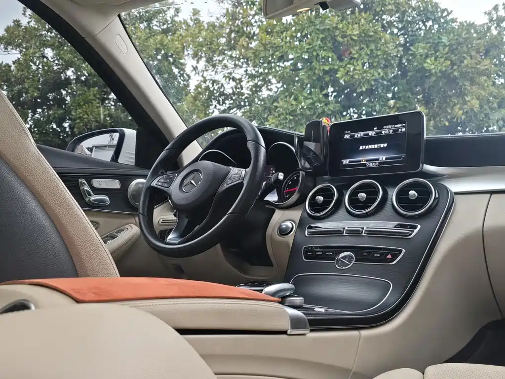 Mercedes-Benz C-Class 2017 — фото 5