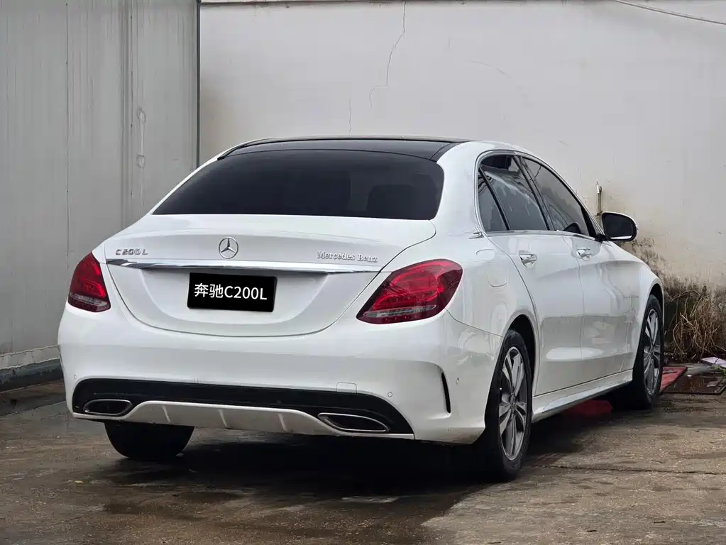 Mercedes-Benz C-Class 2017 — фото 16