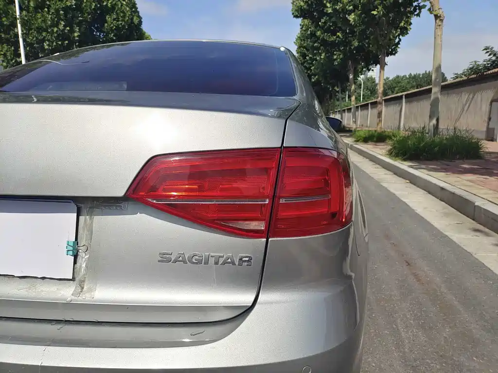 Volkswagen Sagitar 2015 — фото 19