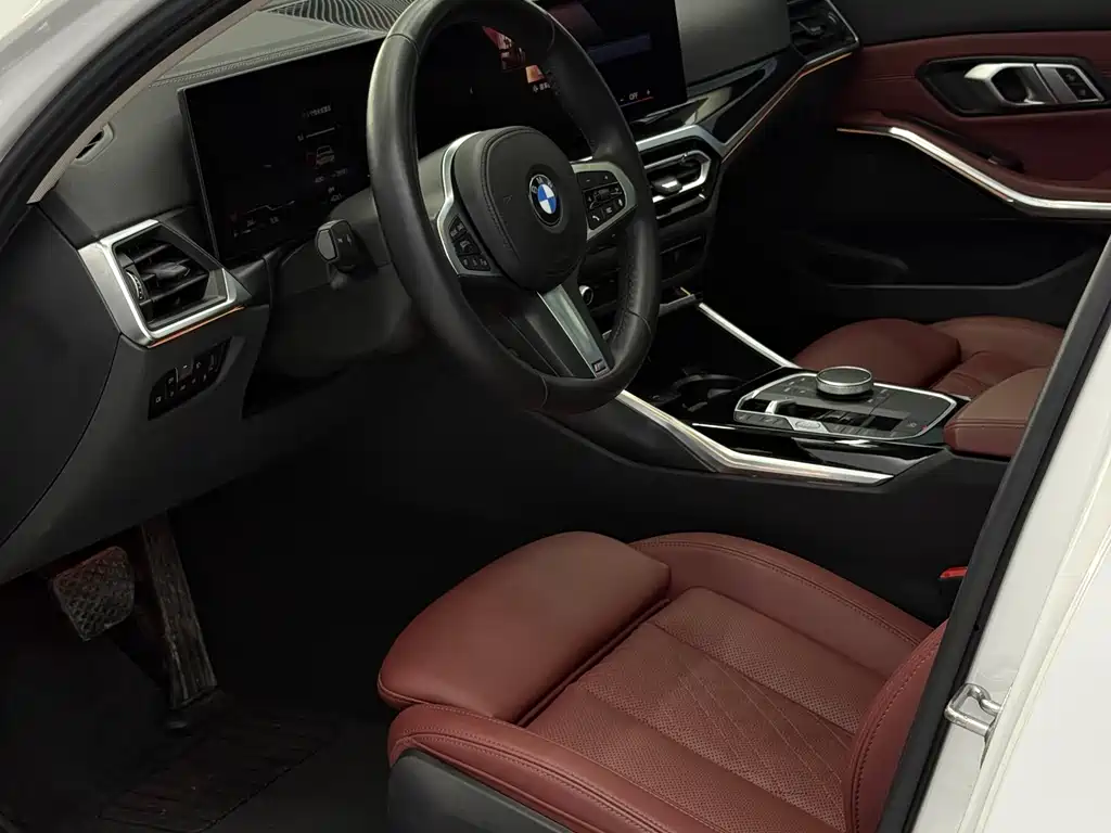BMW 3 Series 2022 — фото 13