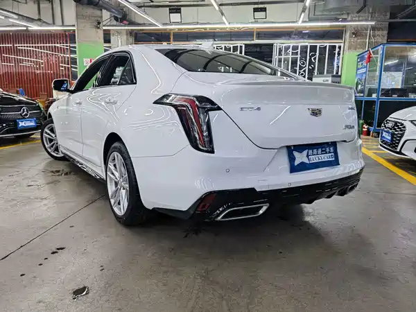 Cadillac CT4 2020