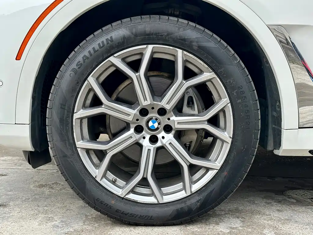 BMW X7 2019 — фото 18