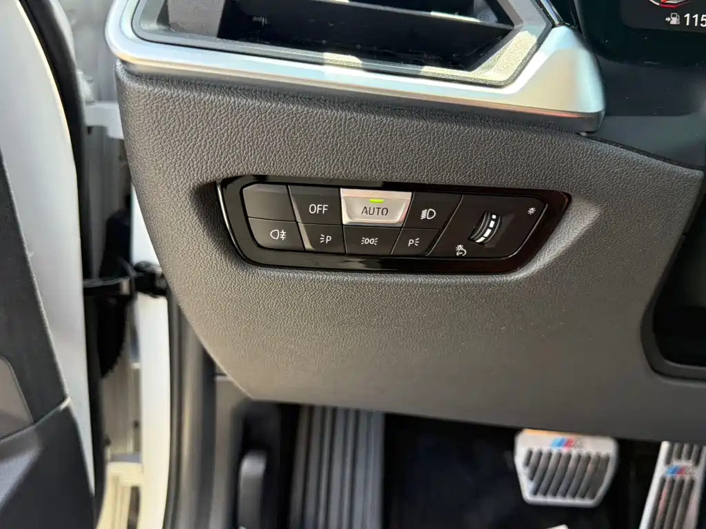 BMW 3 Series 2022 — фото 18