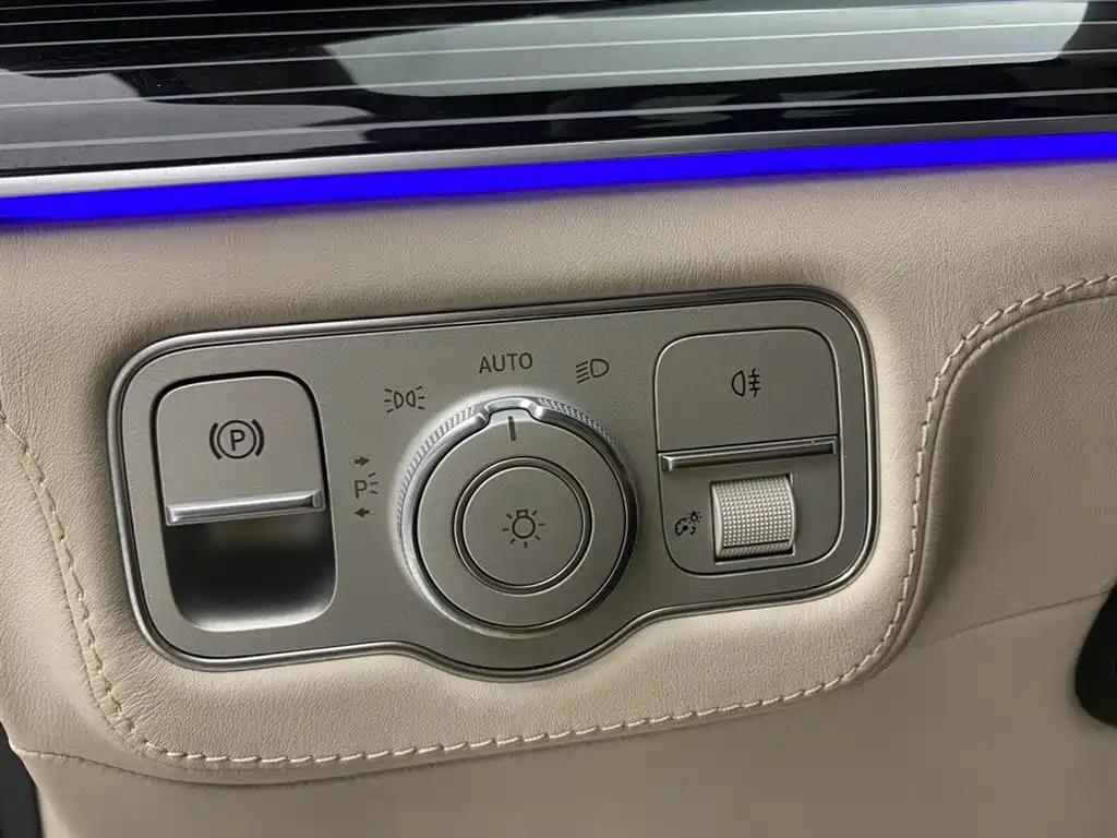 Mercedes-Benz GLS 2023 — фото 26