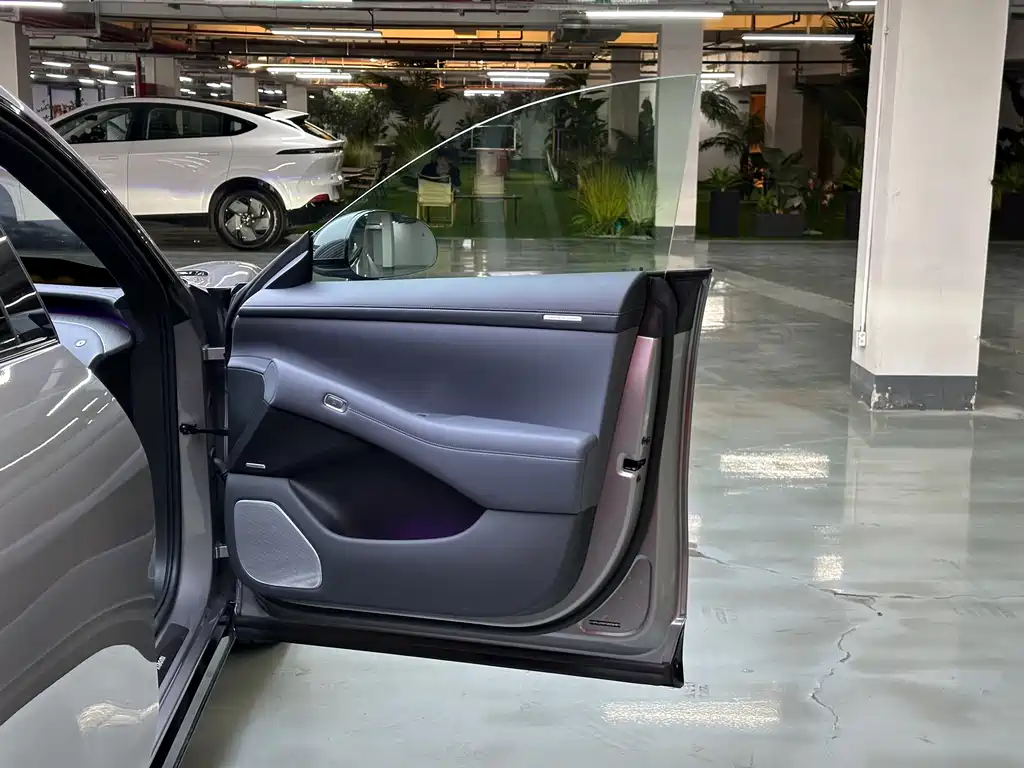 Xiaomi YU7 2025 — фото 18