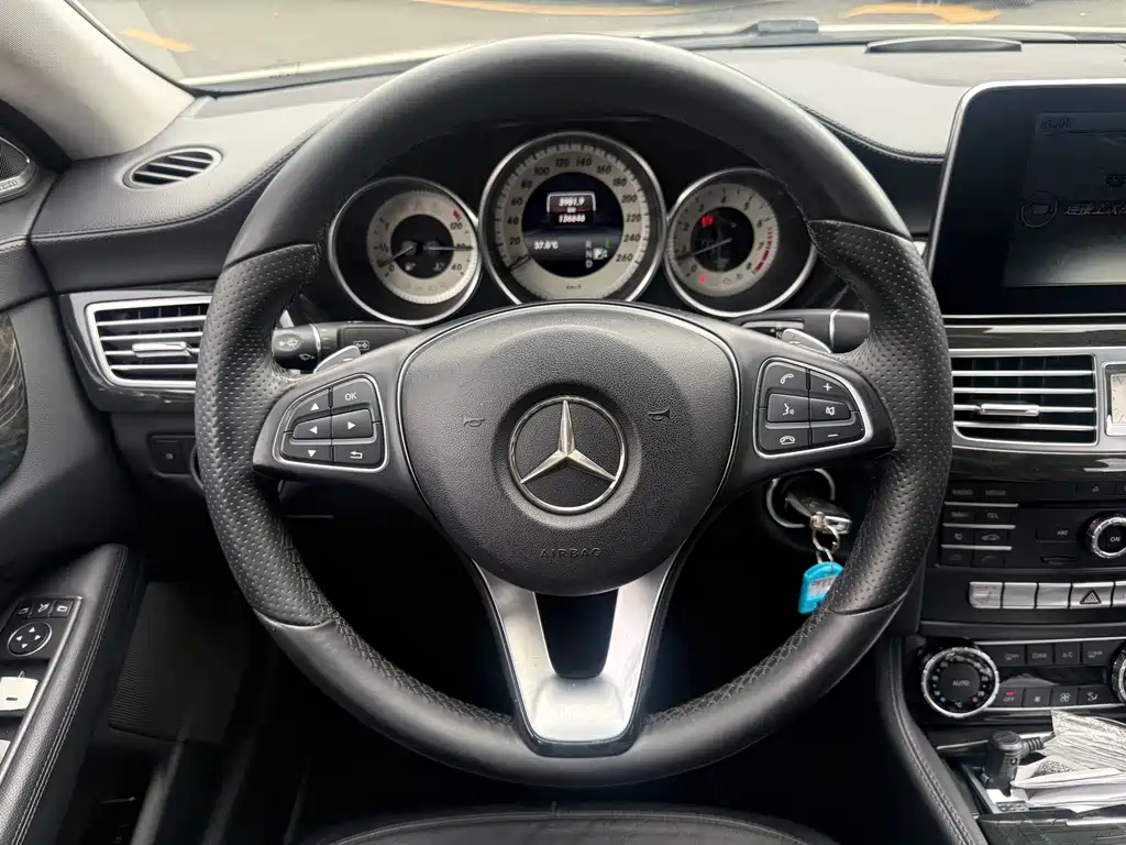 Mercedes-Benz CLS 2017 — фото 13