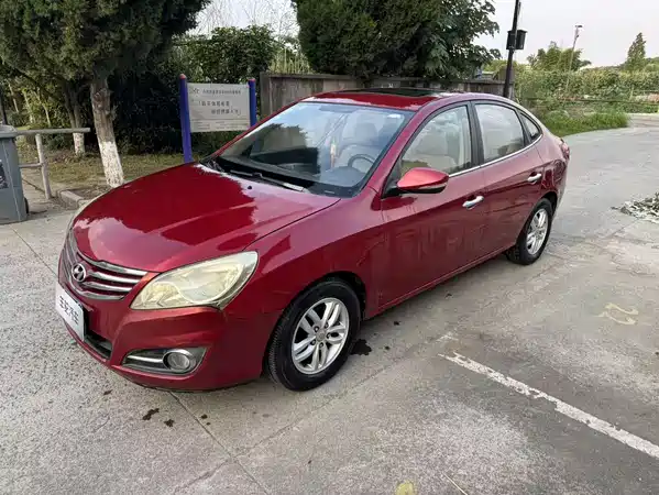 Hyundai Yuedong 2011
