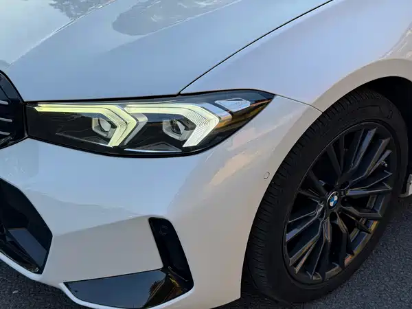 BMW 3 Series 2023