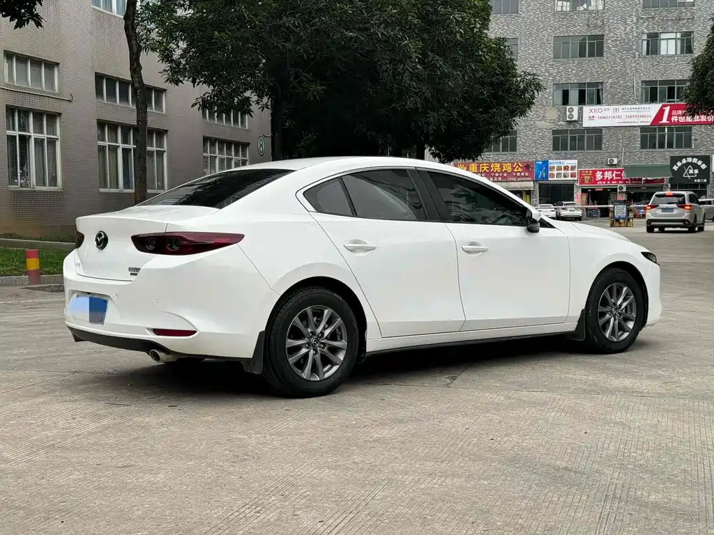 Mazda 3 Axela 2021