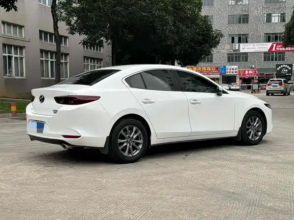 Mazda 3 Axela 2021