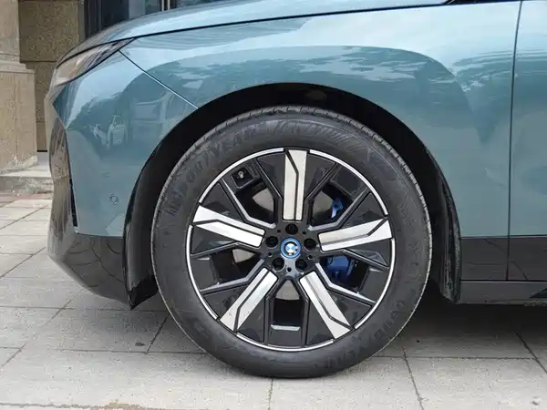 BMW iX 2024