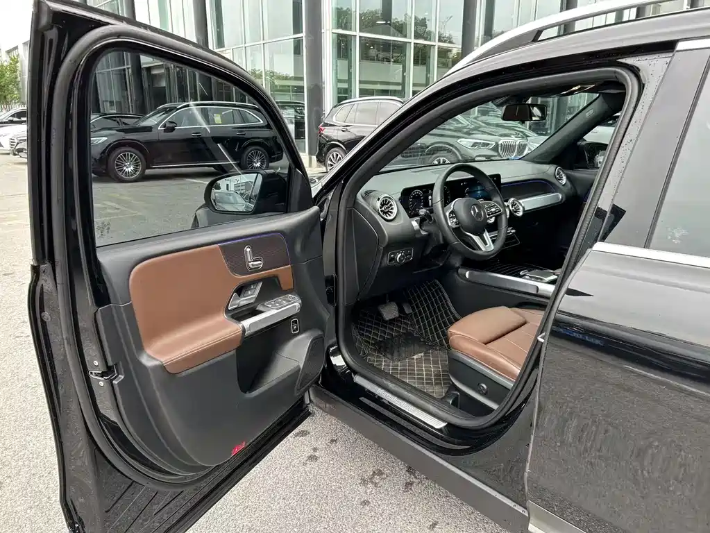 Mercedes-Benz GLB 2022 — фото 11