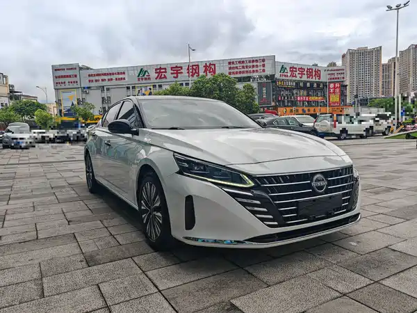 Nissan Teana 2023
