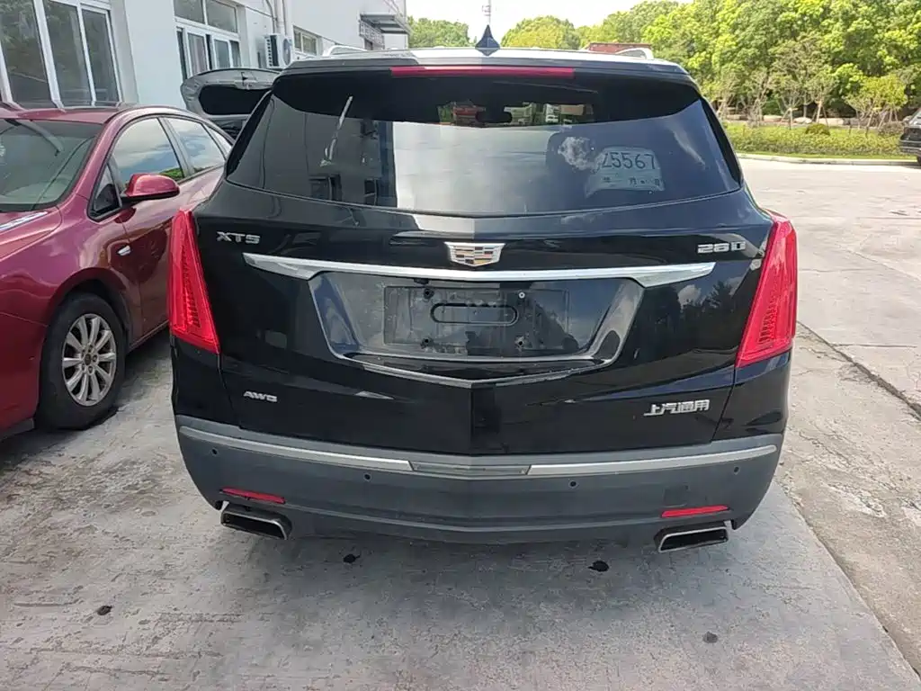 Cadillac XT5 2016 — фото 6
