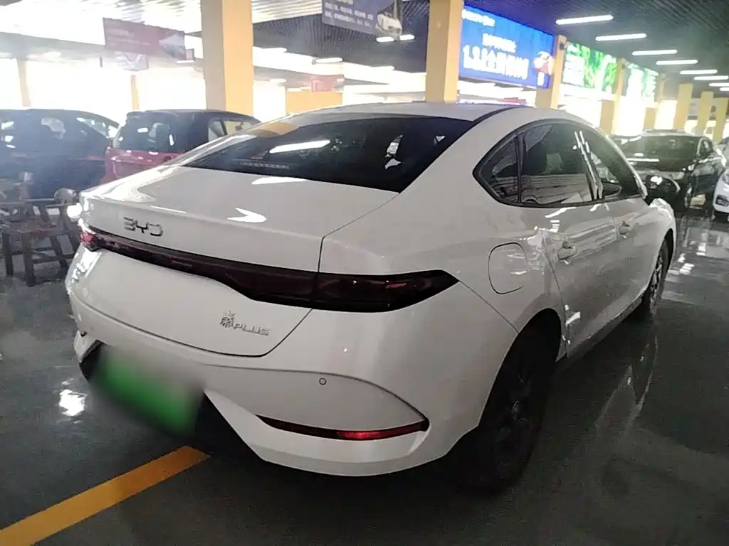 BYD Qin PLUS 2026 — фото 7