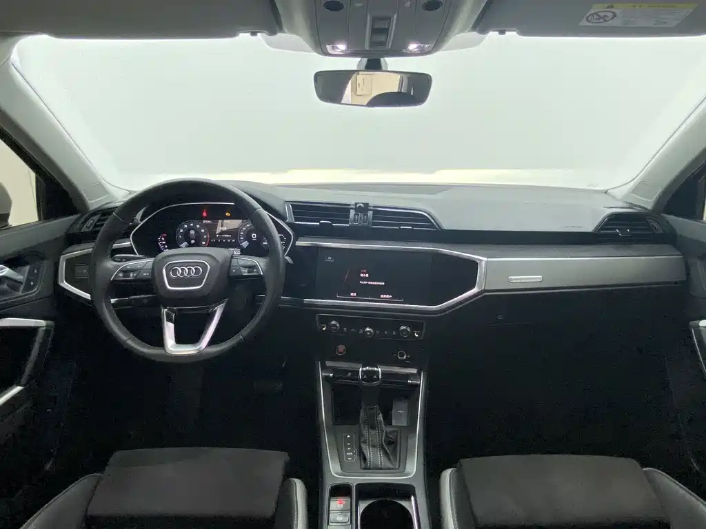 Audi Q3 2022 — фото 11