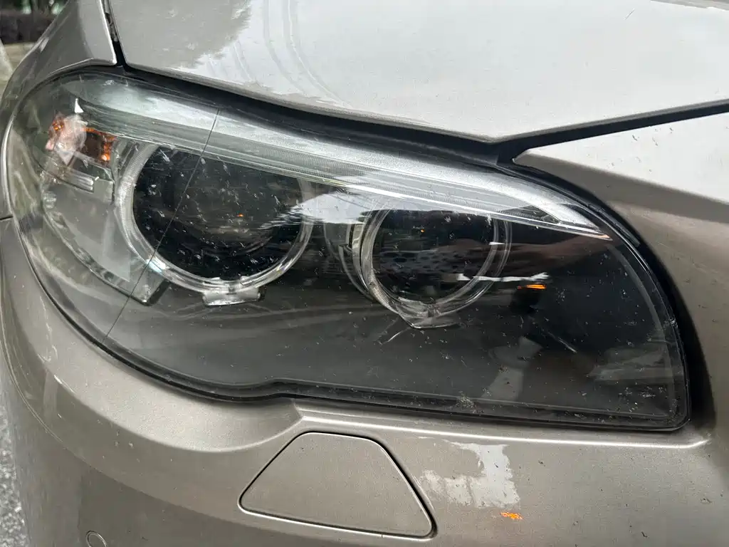BMW 5 Series 2016 — фото 18