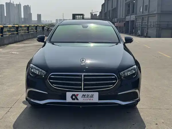 Mercedes-Benz E-Class 2023
