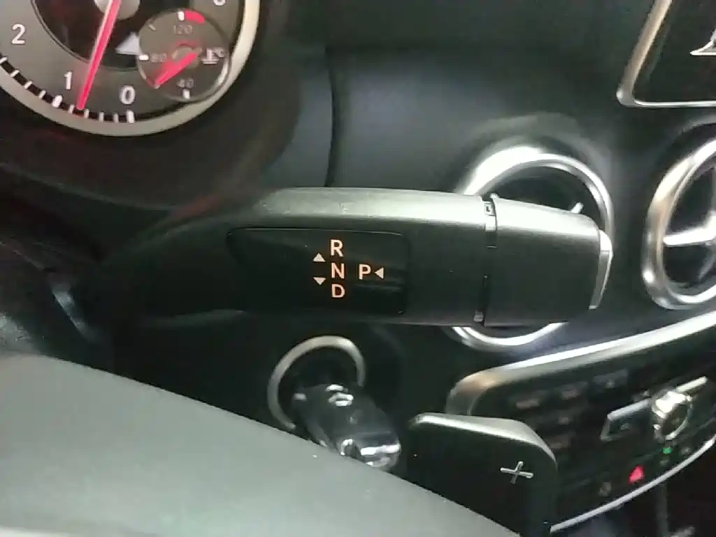 Mercedes-Benz A-Class 2015 — фото 14