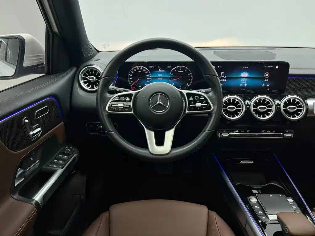 Mercedes-Benz GLB 2021 — фото 15