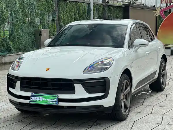 Porsche Macan 2022