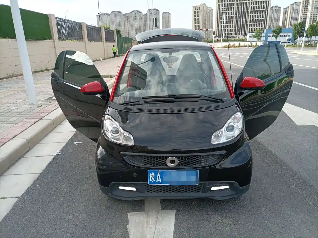 smart fortwo 2013 — фото 14