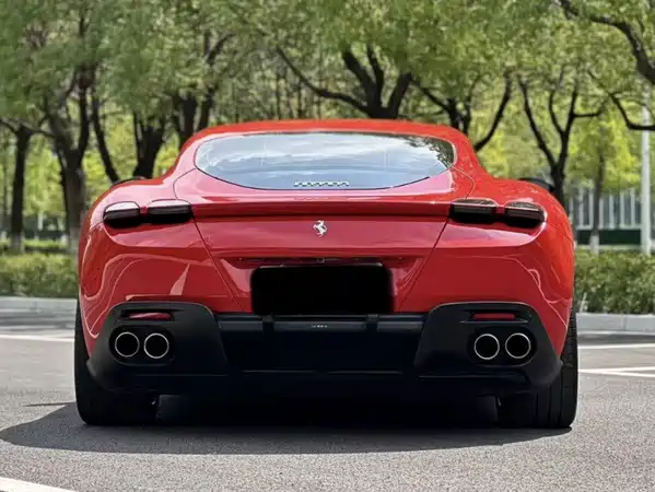 Ferrari Roma 2021