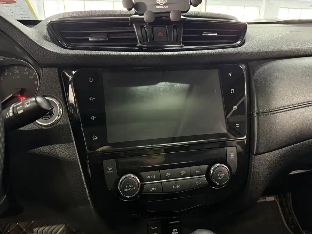 Nissan X-Trail 2019 — фото 14