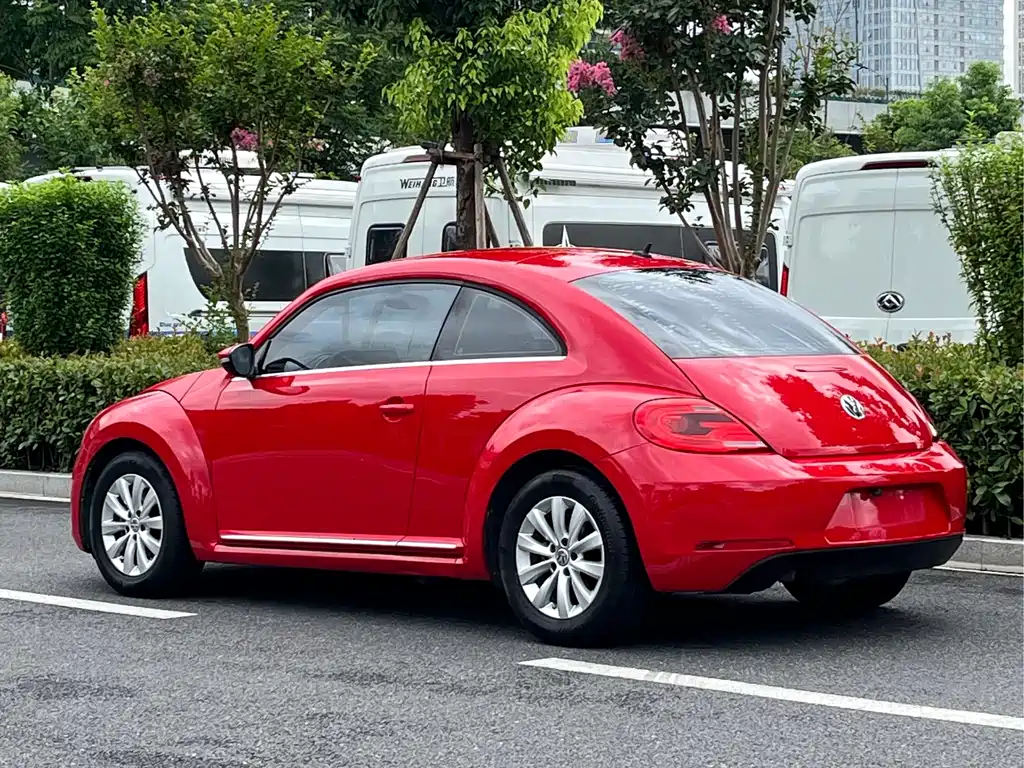 Volkswagen Beetle 2013 — фото 4