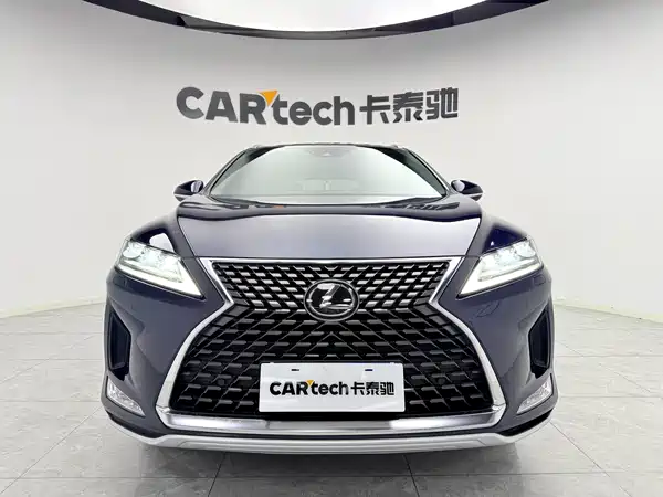 Lexus RX 2021