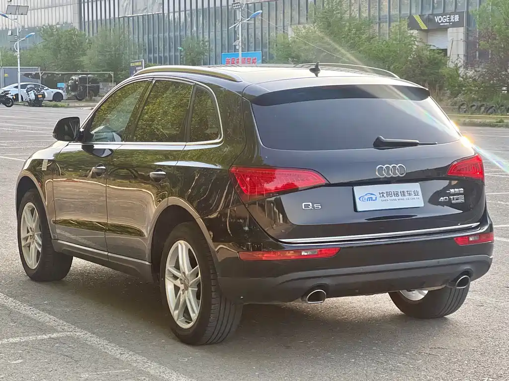 Audi Q5 2016 — фото 11