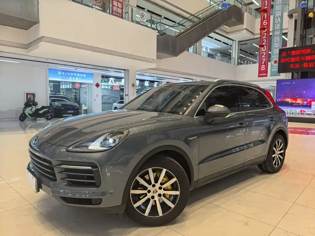 Porsche Cayenne Hybrid 2019