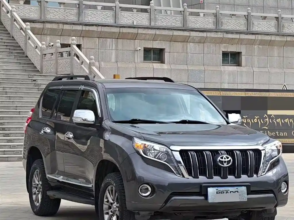 Toyota Prado 2017 — фото 3