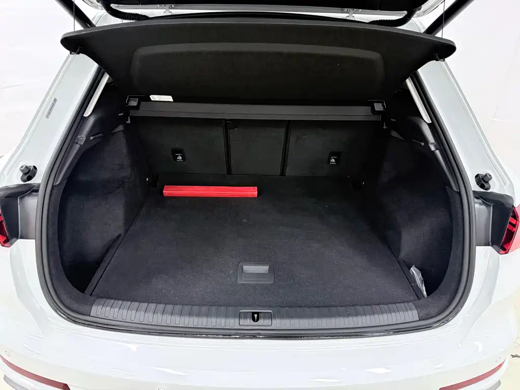 Audi Q3 2022 — фото 23
