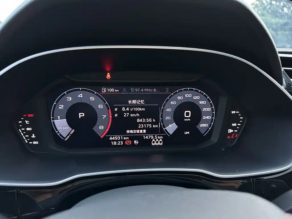 Audi Q3 Sportback 2021 — фото 25