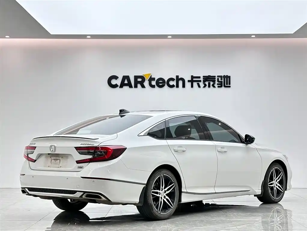 Honda Accord 2022 — фото 5