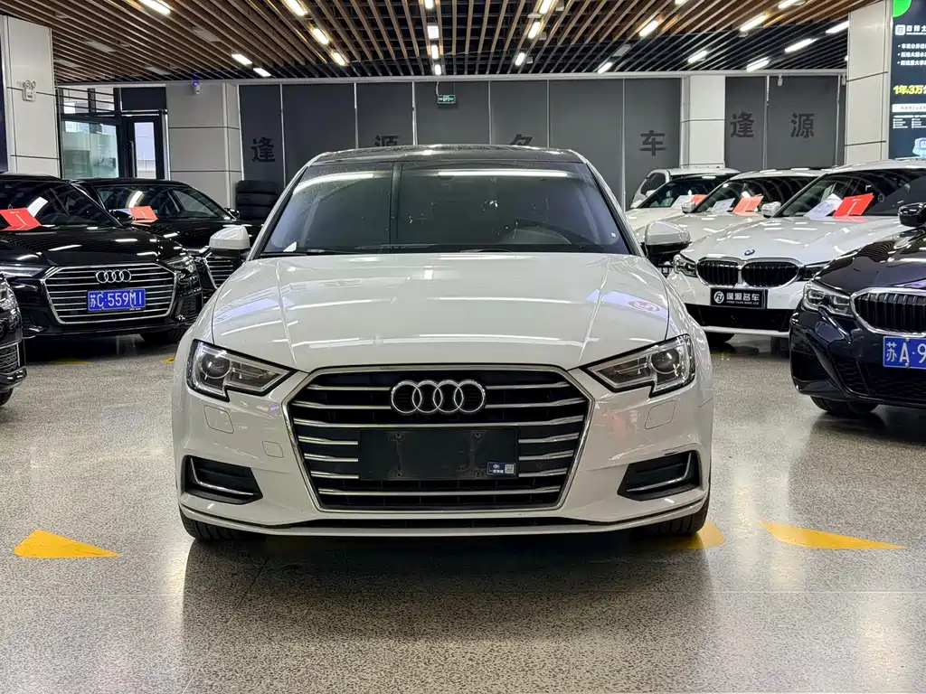 Audi A3 2020 — фото 2